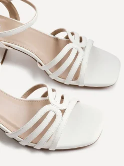 Linzi ADIRA Fashion