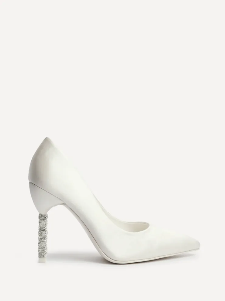 Linzi ADORE Fashion