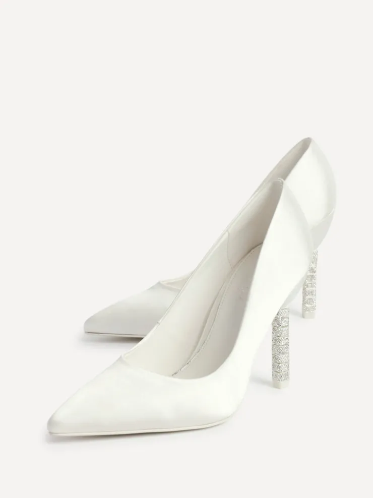 Linzi ADORE Fashion