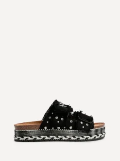 Linzi BAHAMA New