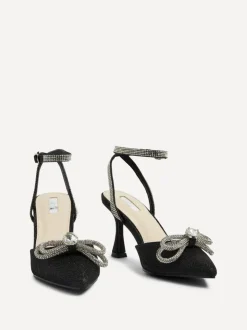 Linzi BEATRICE New