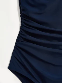 Linzi CAPRI Hot
