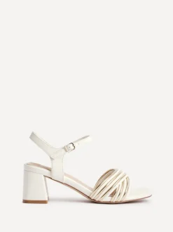 Linzi GENNA New