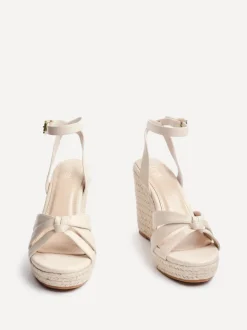 Linzi GODDESS Clearance