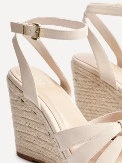 Linzi GODDESS Clearance