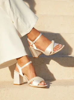 Linzi IRIS Outlet