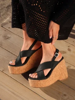 Linzi SANTANA Clearance