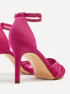 Linzi SERRI Fashion