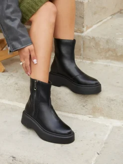 Linzi VALLEY Fashion