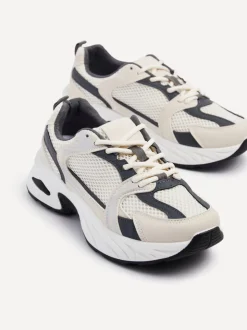 Linzi VENTURE New