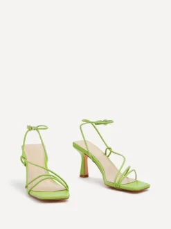 Linzi VESPER New