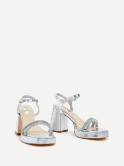 Linzi XANDRA Fashion