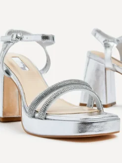 Linzi XANDRA Fashion